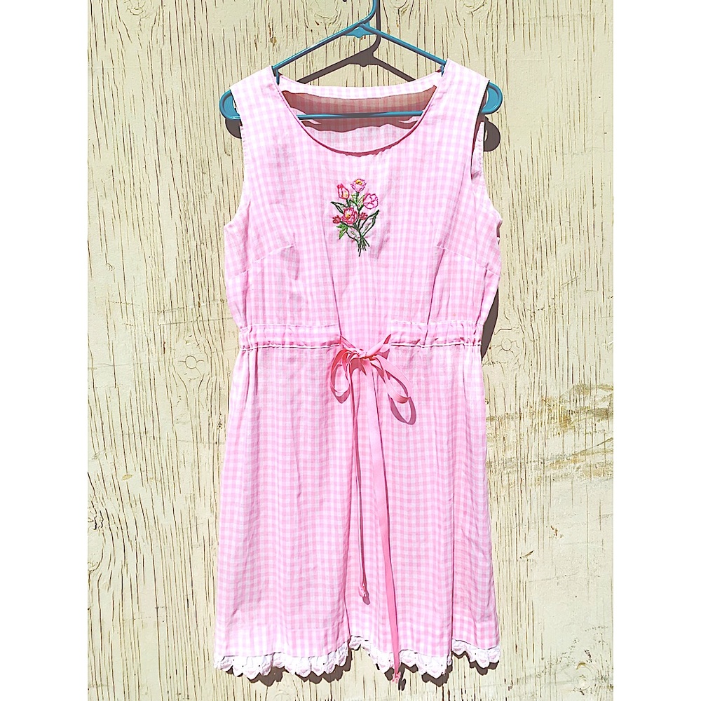 Vintage pink Easter baby doll dress 👗
